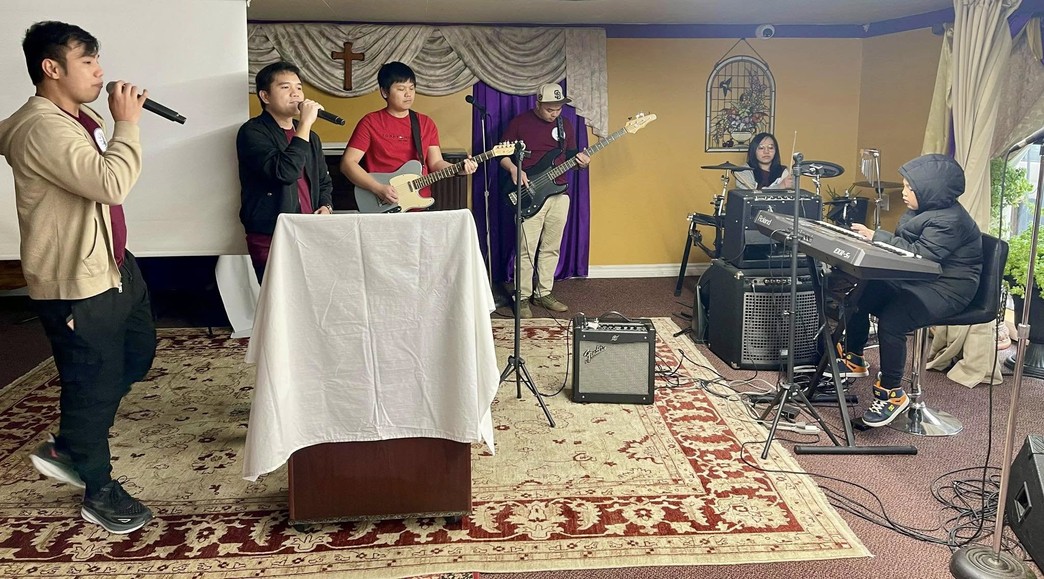 New church plant in Laval